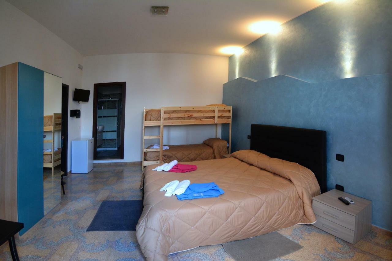 Bed & Breakfast "Mazzini" Leverano Dış mekan fotoğraf